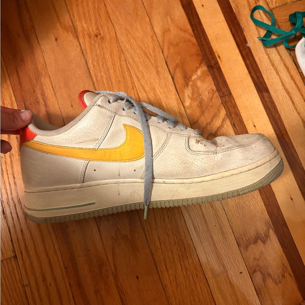 Nike White and Yellow Sneakers Classic Low-Top Design